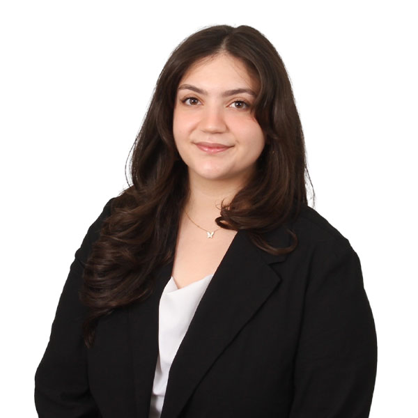 Duha Salamah, Administrative Assistant | California Wealth